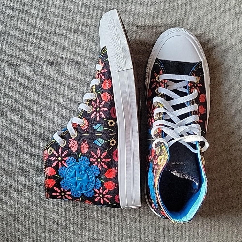 Converse Black Floral High-Top Sneakers - Picture 2 of 13